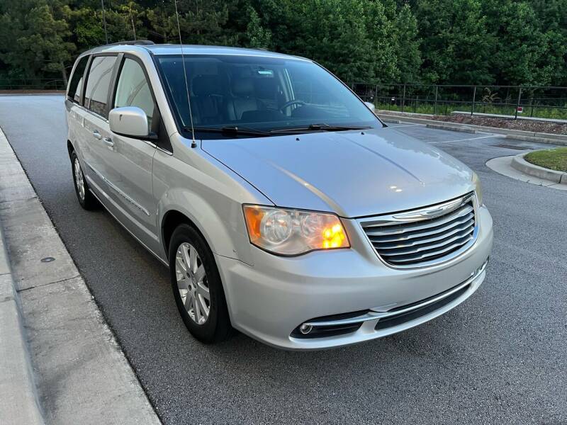 2012-chrysler-town-and-country-touring-4dr-miniff-van